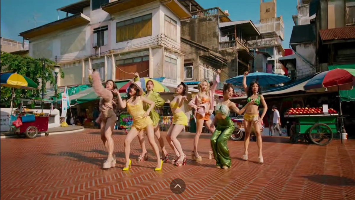 หาเมนอยู่ 10 นาที หาไม่เจอ งง
มีพั้นซ์ 2 คน แต่ไม่มีพี่มายด์ 😺

#4EVEGirlsLikeMe