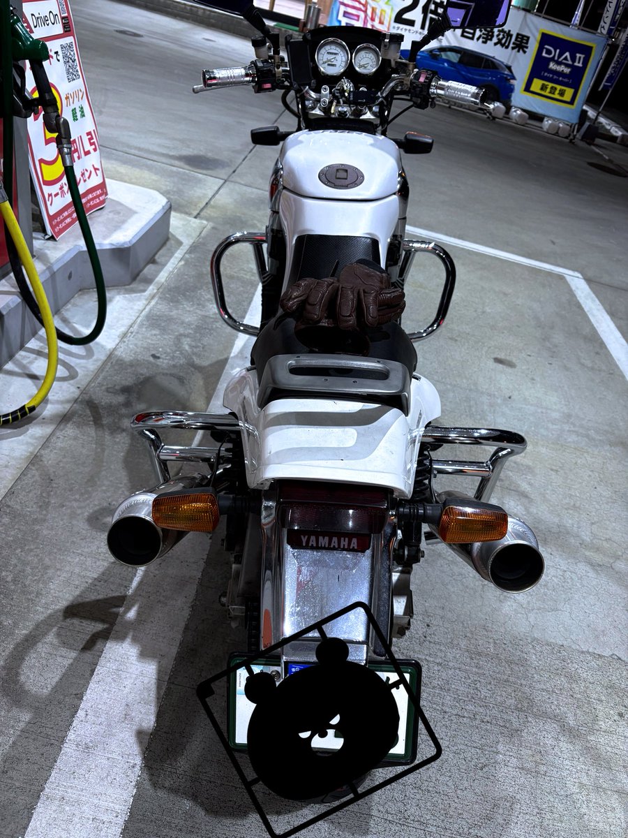 給油w #FZX750 #fazer #邪道Style #おでかけクロクマ #Qi_microN