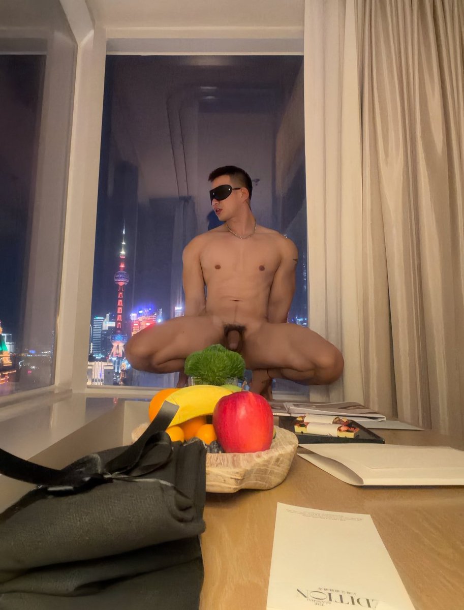 Top你亲爹(训主为奴) tweet media