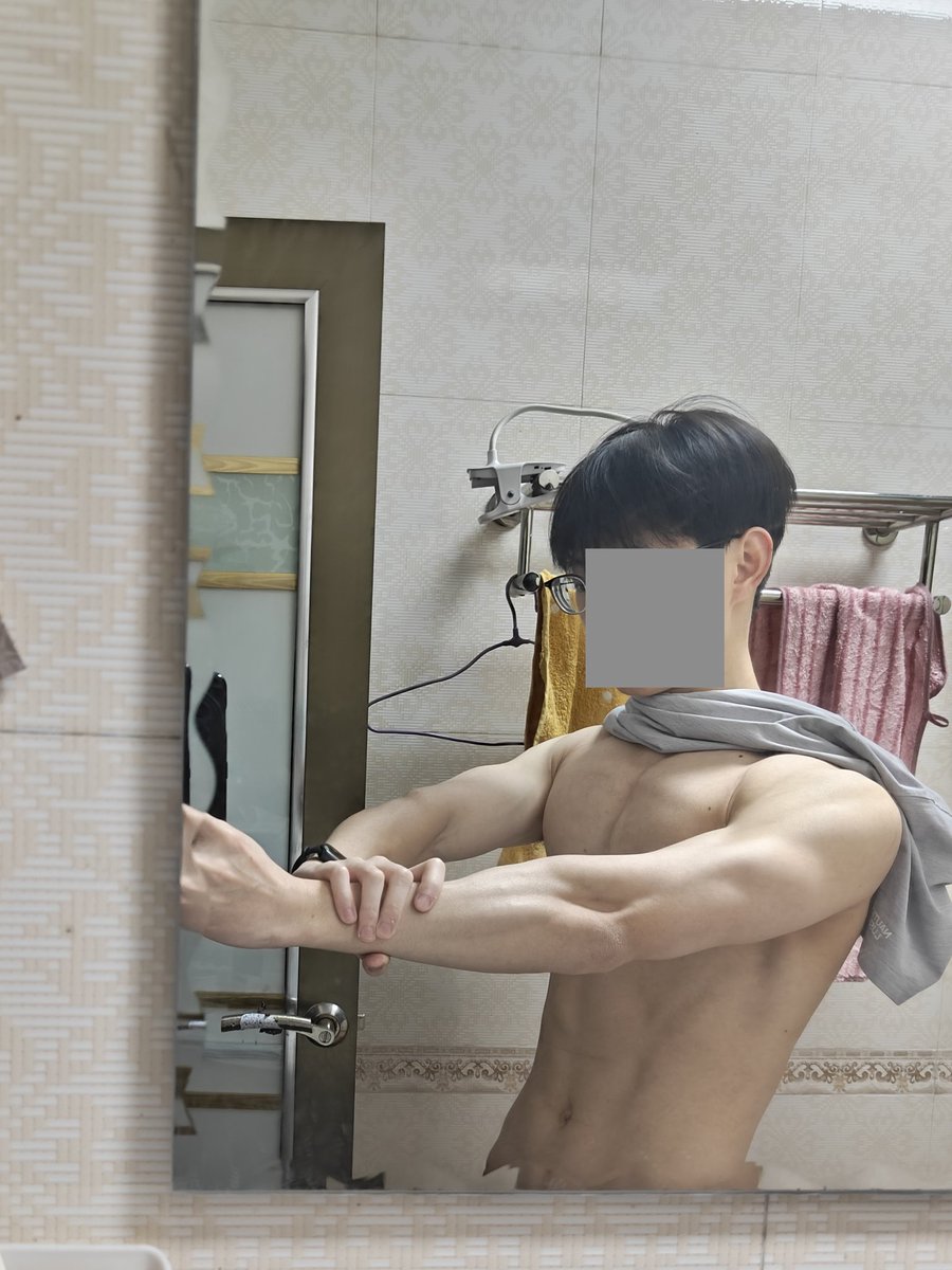 所有玩具里我最喜欢你
#健身 #薄肌