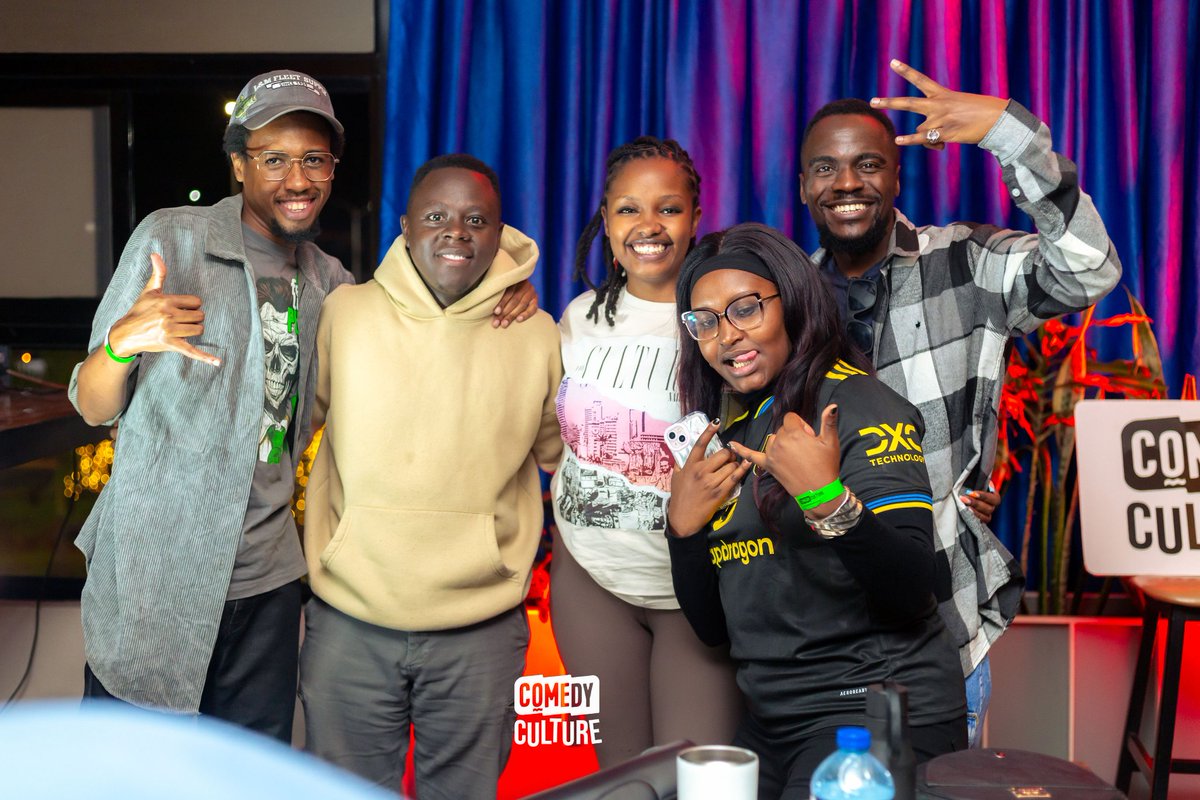 📸Moments from last Friday at The Neighborhood comedy showcase.