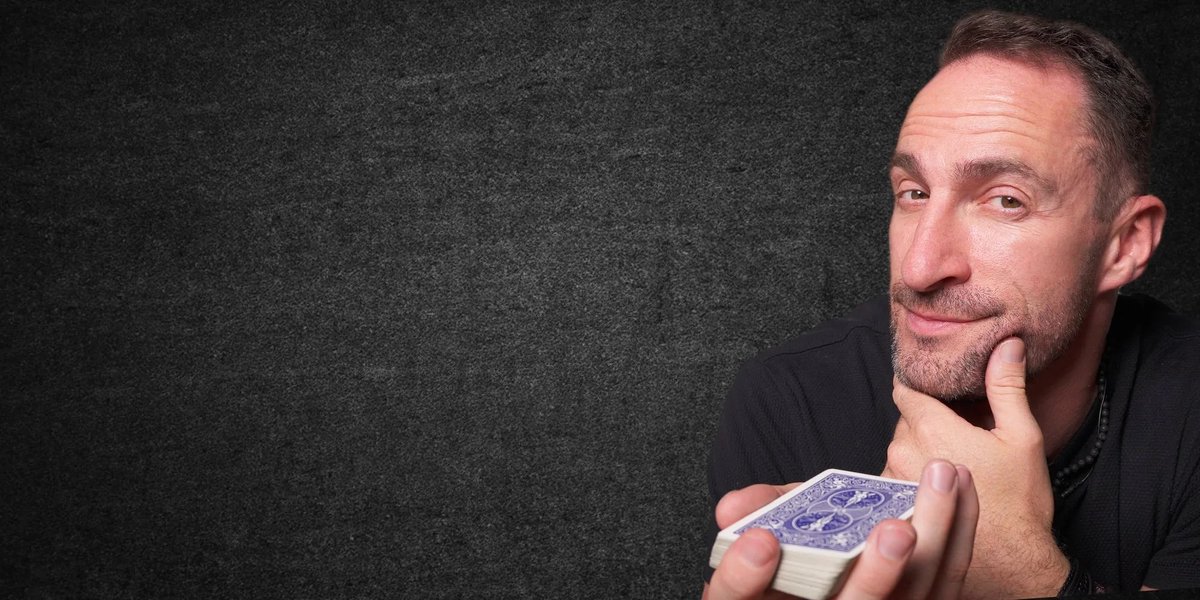 How do you take live magic online? Matt McGurk did and boosted course sales by 900%! ✨

 See how he captivated students worldwide.

Read Matt’s full success story

tevello.com/success-storie…
