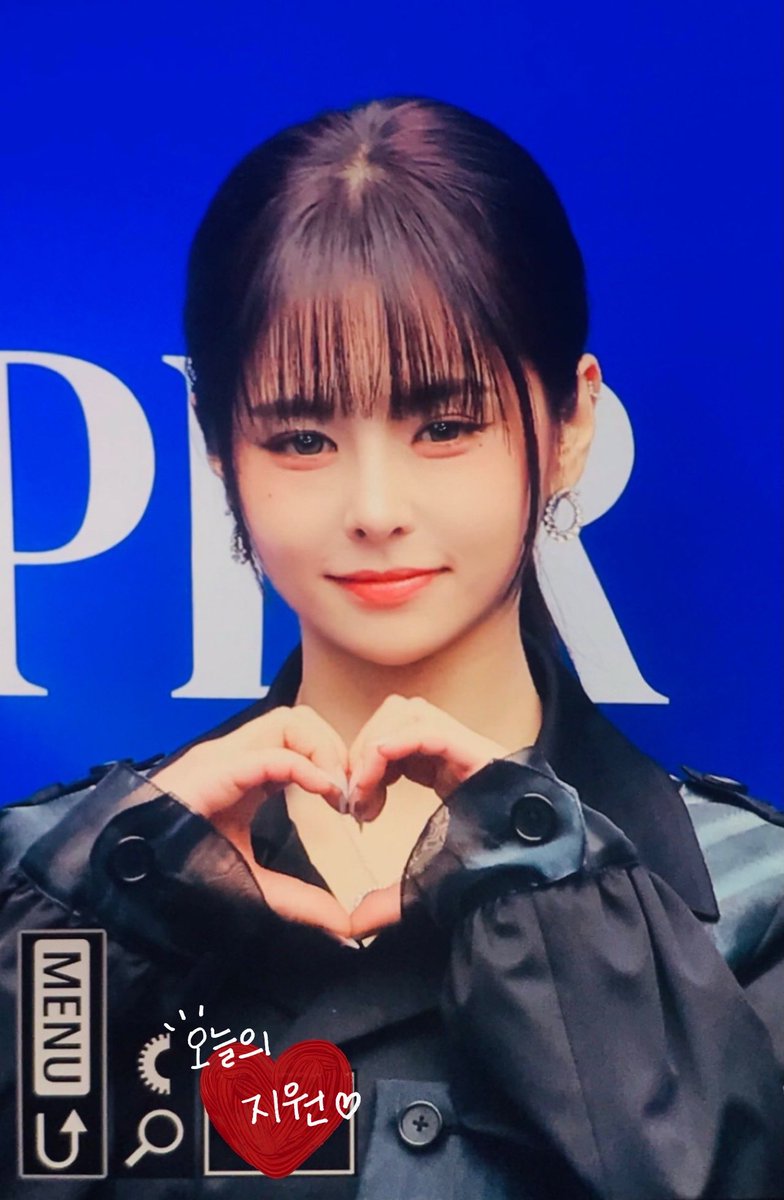 puddingom0519's tweet photo. 260204 이유 Preview 

#이유 #EU
#에버글로우 #EVERGLOW https://t.co/bO5ajwSjPf