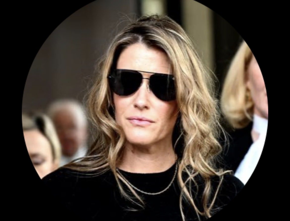 <a href="/salltweets/">Sall Grover</a> We are now expected to believe that the person in this photo is in any way shape or form a human being cause all I see is a small minded bigot with a chip on their shoulder