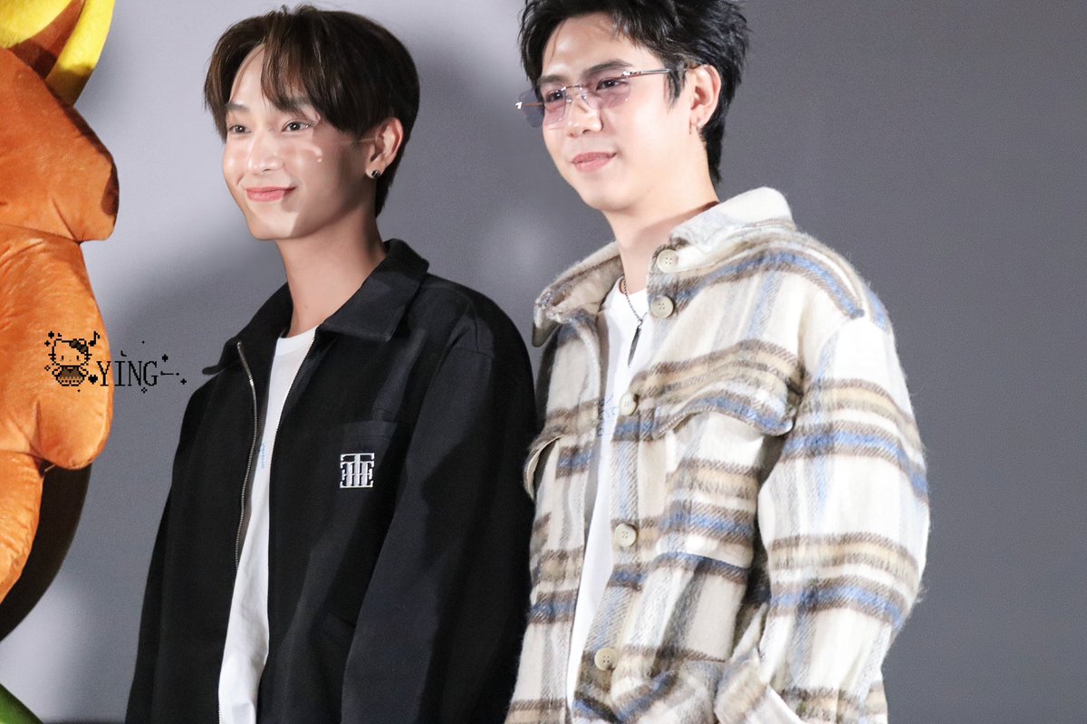 🤎💛

SINGCHIMON HR SCREENING
#SFxKristSingtoSingChimonKingman
#SingChimon 
#ChimonWachirawit 
#ssingss