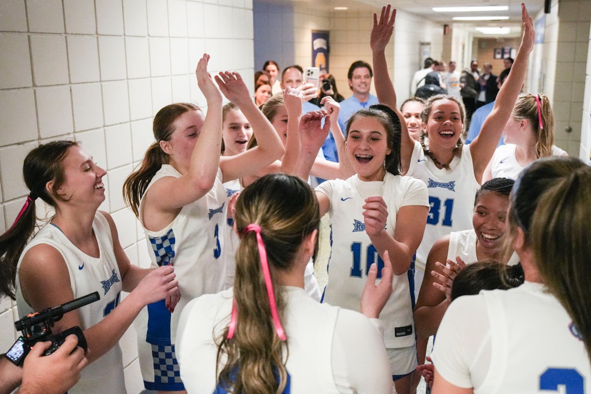 hank 🇰🇷 tweet media