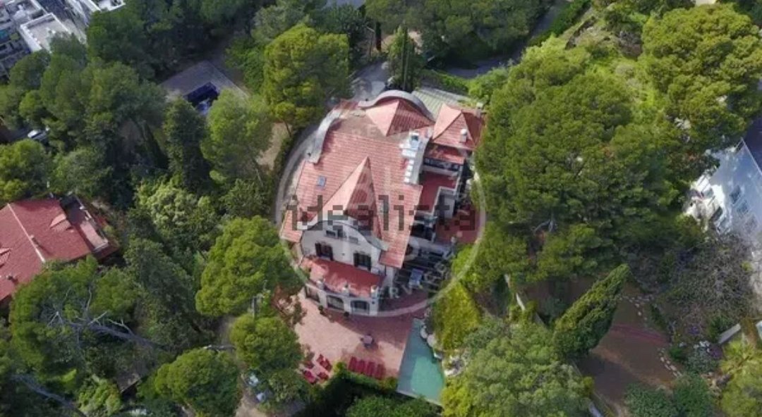 Aquesta és la casa d'Enric Sagnier que diuen que Woody Allen ha comprat al Putxet de Barcelona. idealista.com/inmueble/11018…