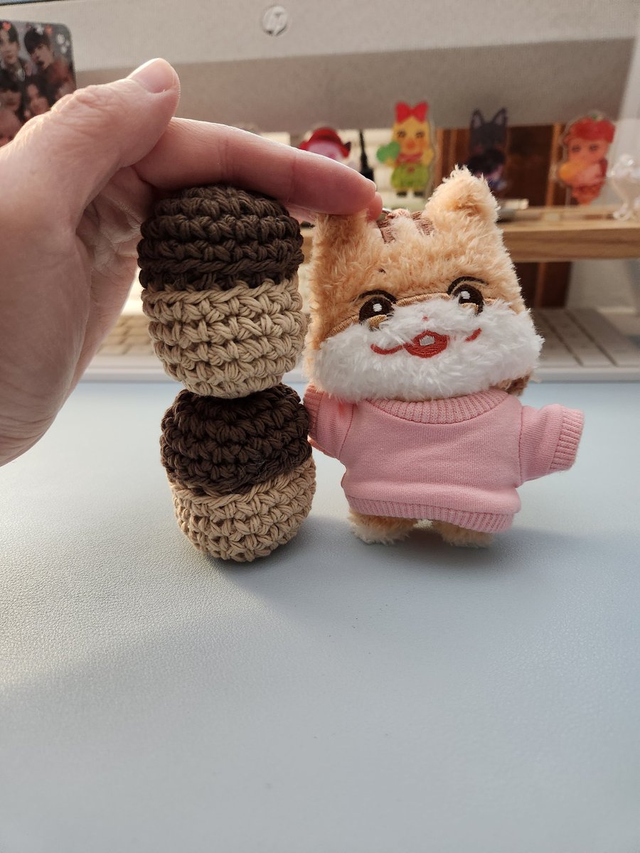 He's only 2 acorns tall 🥹