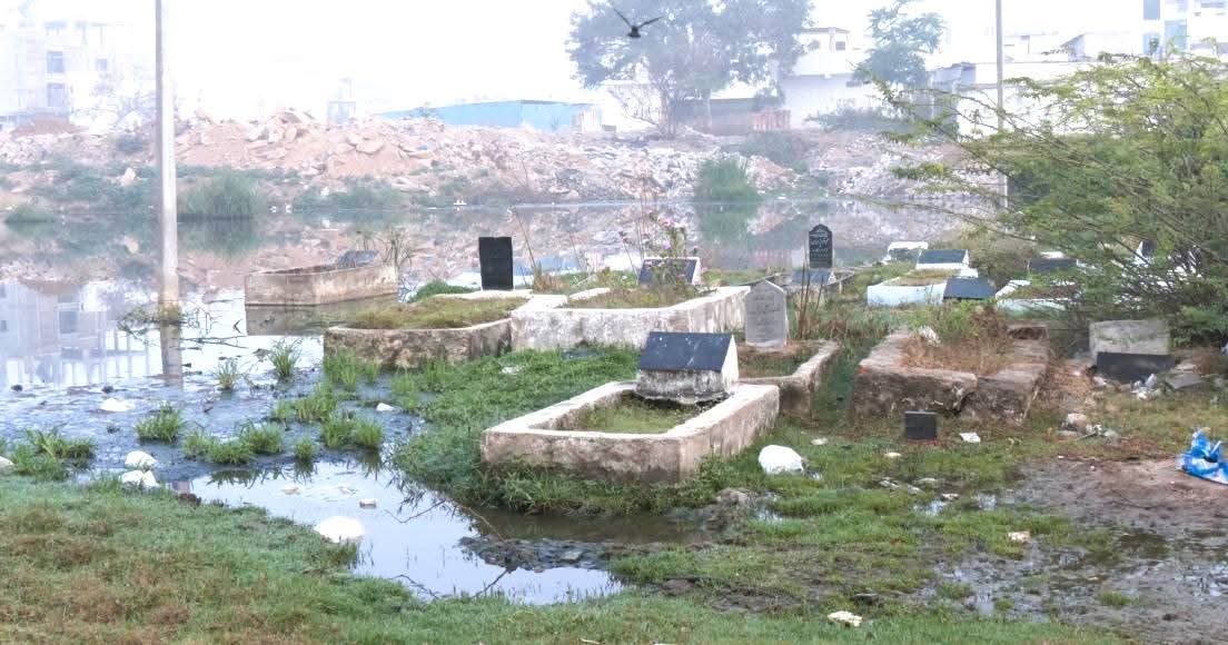General96472783's tweet photo. @gadwalvijayainc @GHMCOnline @Ponnam_INC @Comm_HYDRAA @HMWSSBOnline The issue has not been resolved yet?
Please send local officials contact number. https://t.co/IRYLYYUtzH