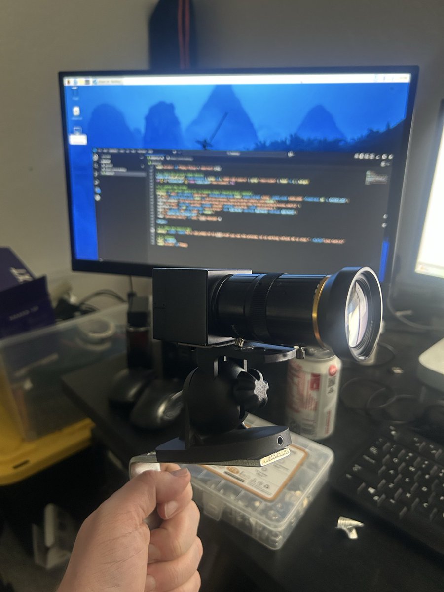 Tom Stevenson tweet media