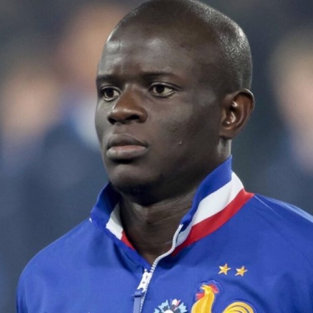 Yeni transferimiz N'Golo Kante, saat 21.30'da İstanbul'da olacak.

İmkanı olan tüm taraftarlarımızı 21.30’da Sabiha Gökçen’e davet ediyoruz. 🟡🔵