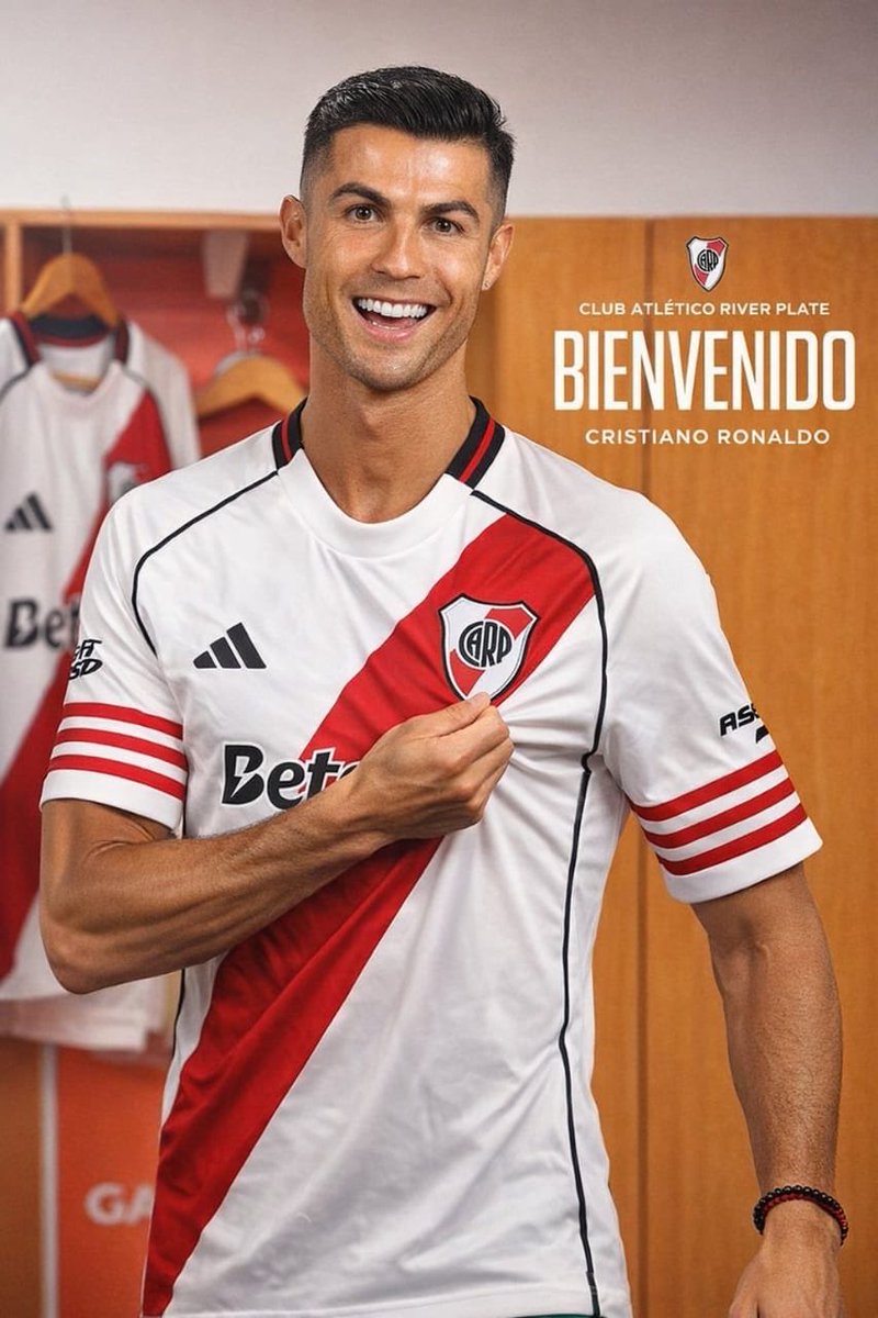 Solo likea y esto sucede. 

#CR7ARiver