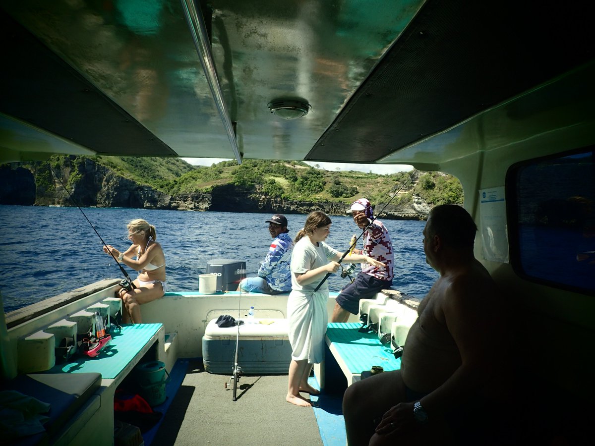 EnaFishing's tweet photo. Come having fun with us, book to https://t.co/3uHV4Sps72 #fishingtrip #fishingtrolling #deepseafishing #marinelife #dayfishing #nightfishing https://t.co/UqEjLDnM6d
