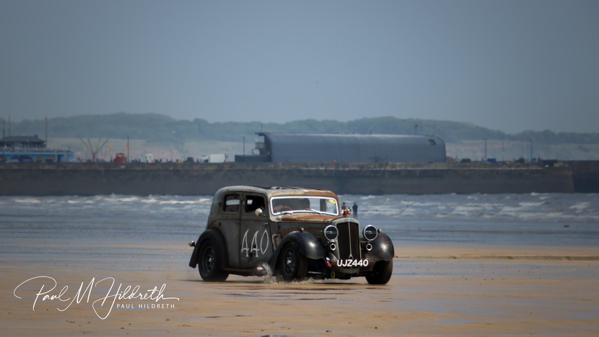 pmhimages's tweet image. Terminal Velocity in action

Watermark-free, hi-res downloads, prints, gifts &amp;amp; wall art available in the #RaceTheWaves gallery on pmhimages.com. Does your car feature?

#Lanchester #rtw #rtw2025 #beachrace #motorsport #car #cars #carenthusiast #petrolheads #classiccar