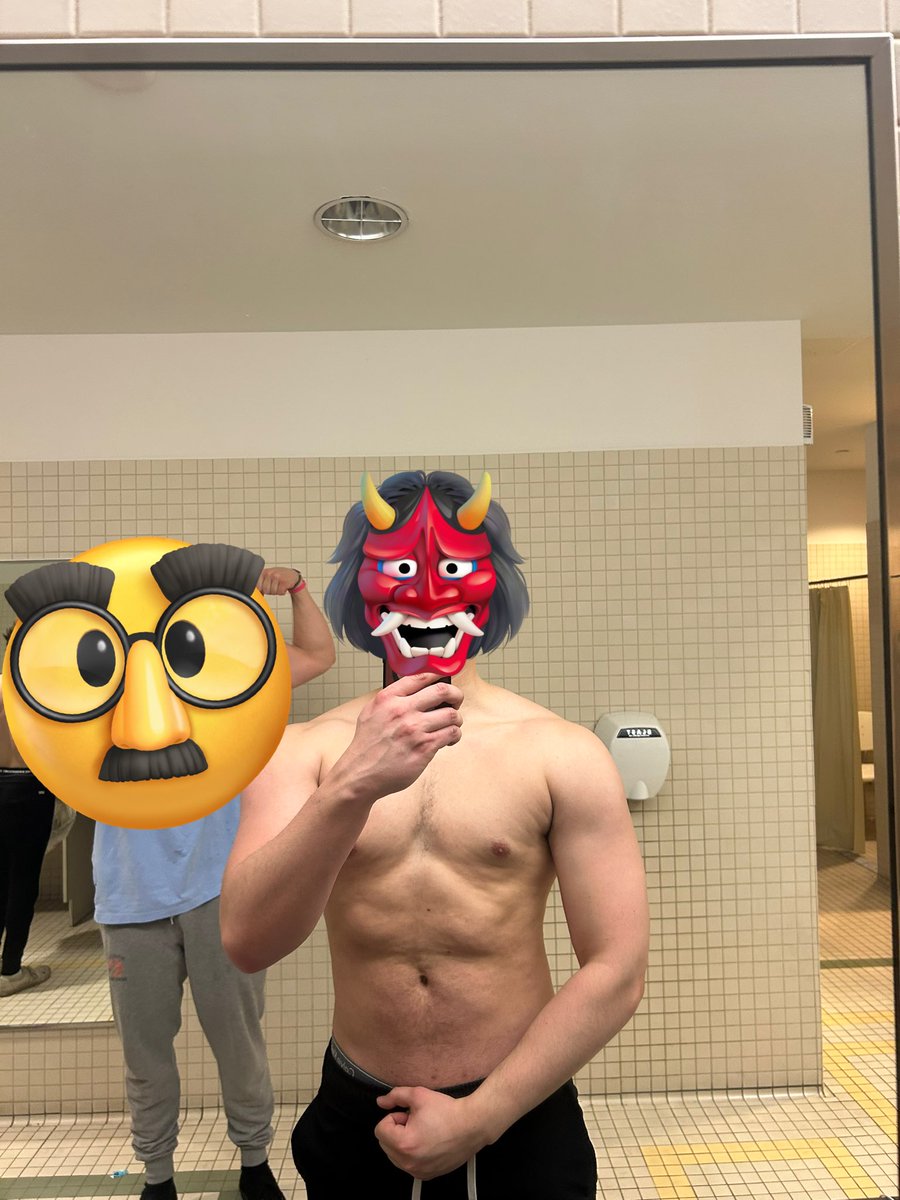 eatingcouch's tweet photo. i think i will be hitting 225 in the coming week or two either way felt strong today 
#gym #workout #gymrat #GymLife https://t.co/EmvDeg0aD7