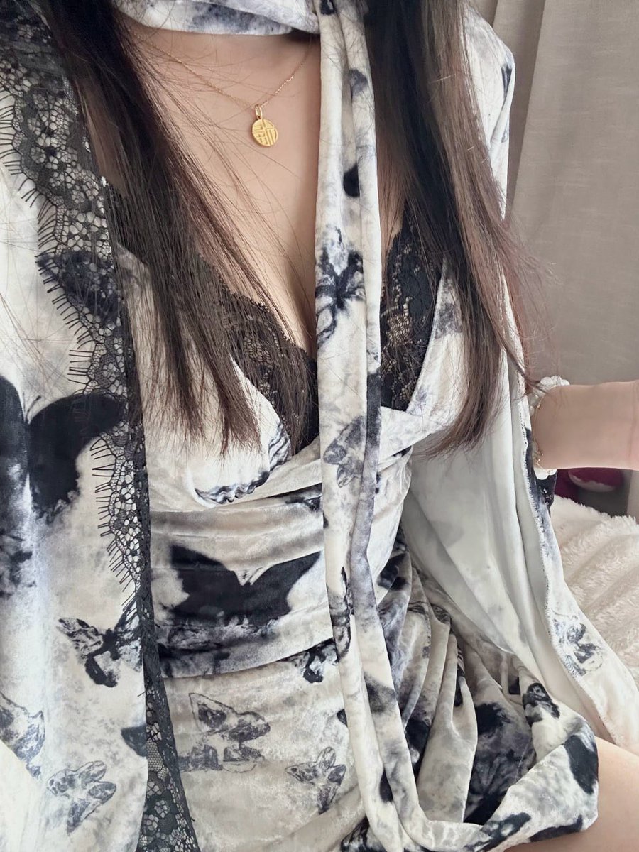 全世界都在欺负这个女孩子。#南宁