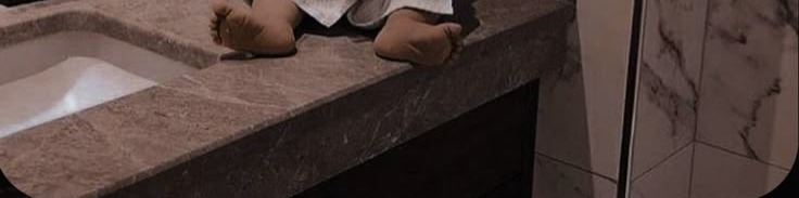 ادخل على الصوره لترى اجمل أستحمام.