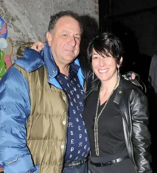 I wonder will <a href="/TomLyonsBiz/">Tom Lyons</a> &amp; <a href="/ipkehoe/">Ian Kehoe</a> of <a href="/thecurrency/">The Currency</a> dig into the Epstein files. 🤔 🧐 🧐 

Difficult territory for them.