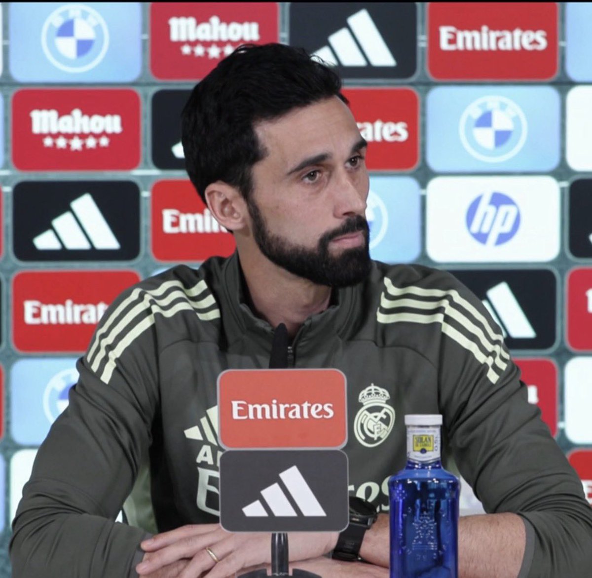 (fan) REAL MADRID FANS 🤍 tweet media