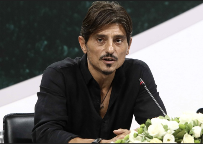 paragkarxis tweet media