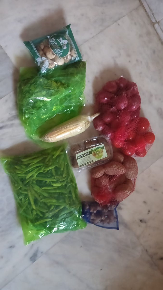 gauravnatkumar's tweet photo. @JioMart @JioMart_Support Received only one sweet corn instead of two even though I ordered two. Kindly deliver the missing or provide refund order id 17702011160882923A https://t.co/icZdiQpw0o