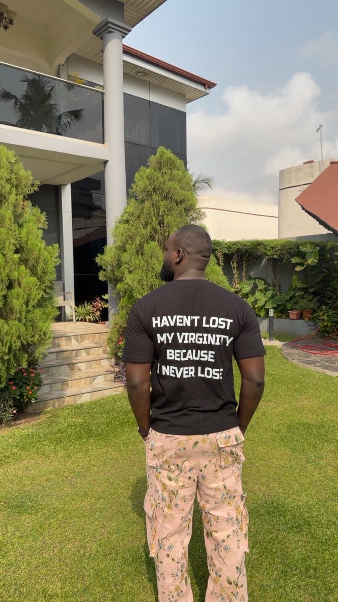 TurtzCo's tweet photo. Customized Tees Available https://t.co/a4lq3JorGm