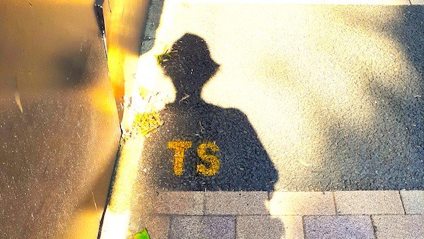 【新着来店・リアルタイム配信イベント】3/2 MON 19:30-
岡田拓郎×杉本拓
「音楽にとって”実験”とは何か？」
『実験音楽』（フィルムアート社）刊行記念トーク＆ライヴ
bb260302a.peatix.com
後半はおふたりのライブもあります。3ヶ月の見逃し配信付き。