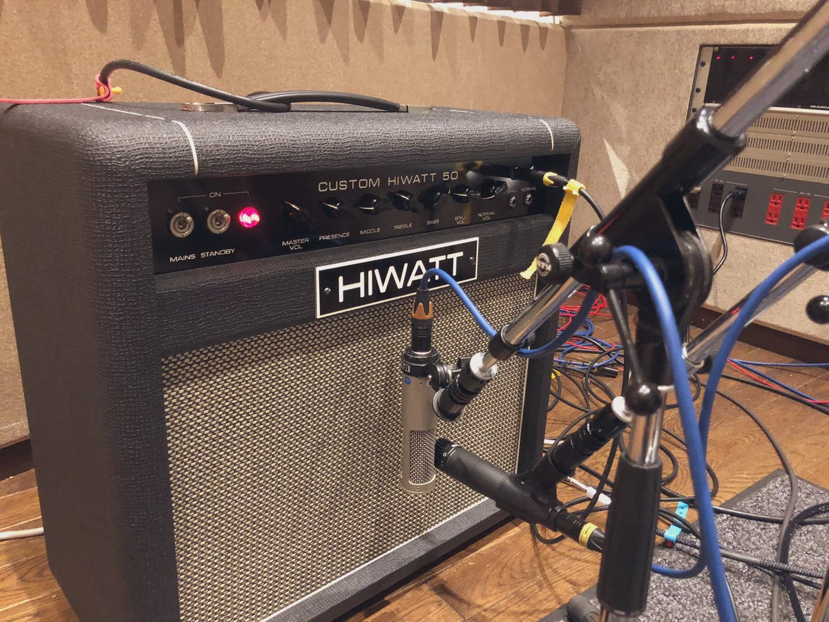 //お知らせ//

CheChe( <a href="/cheche_band/">CheChe</a>)の新曲 “Face”のレコーディングにて今回もギターテックとしてギター、ペダル、アンプ、機材回りをサポートさせていただきました。

@tatataymtt_cc 
<a href="/dagabazi_1/">ダガバジ</a> 

前回同様お二人の出したいサウンドに近づけるべく共にサウンドメイクも担当いたしました。