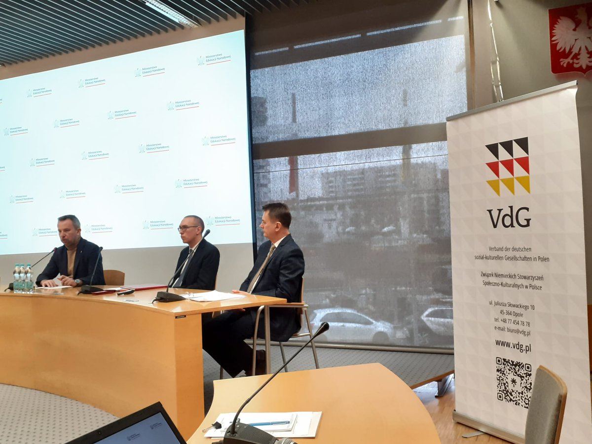 Deutsche in Polen (VdG) tweet media