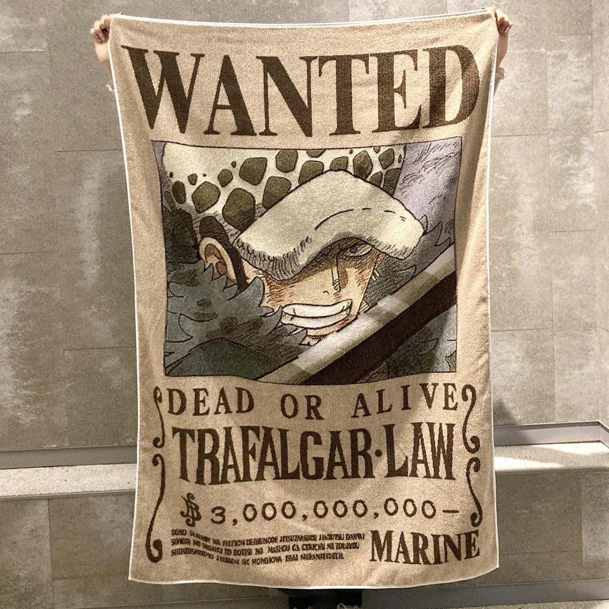 新商品】麦わらストア限定 五彩織り ビッグタオル ＜手配書(ロー