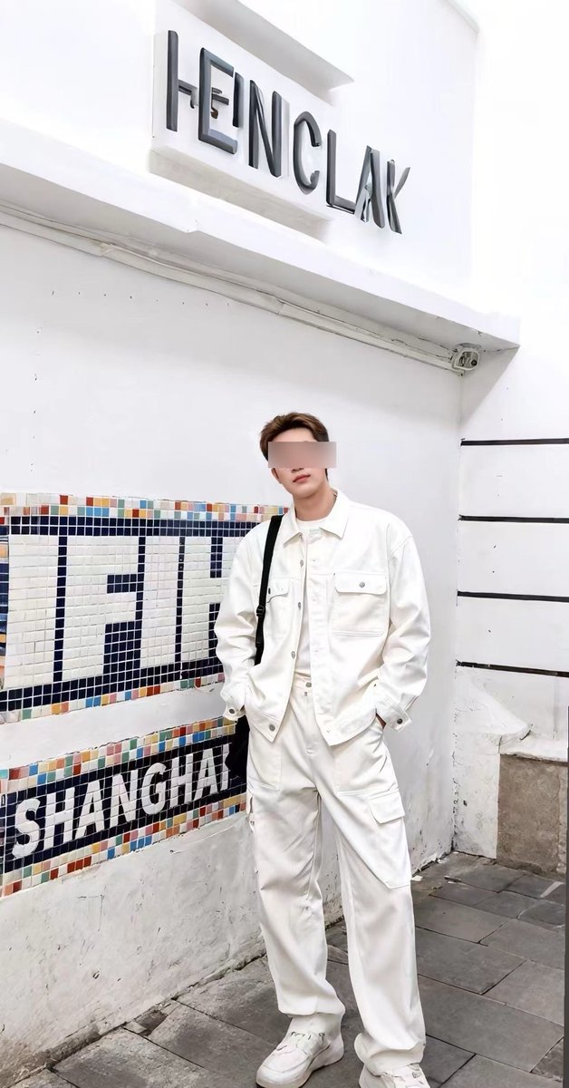 坐标山东
S/25 | 180 | 150
平时都在国外工作，爱好健身游泳，调酒新手