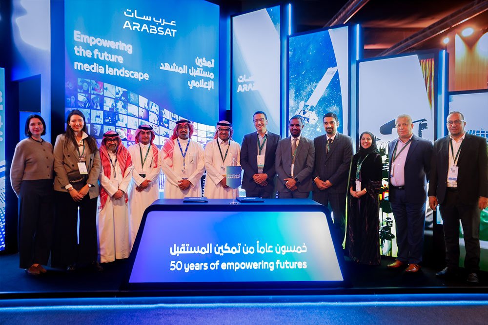 Arabsat - عرب سات tweet media