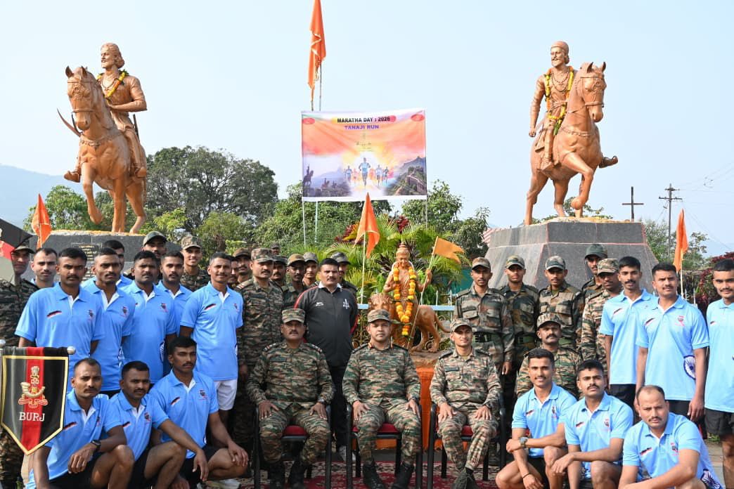 IaSouthern's tweet photo. Honouring a Legend of Courage!

On #MarathaDay, Shivneri Brigade under the aegis of #SouthernCommand paid solemn homage to the legendary valour and supreme sacrifice of Subedar Tanaji Malusare — a timeless symbol of fearless leadership, battlefield grit and unwavering devotion to duty.

The commemoration featured a traditional Marathas Dinner at the historic Zunjarr Wada, believed to be the site of his last meal before martyrdom, rekindling the spirit of sacrifice that defines India’s warrior ethos.

At #SinhagadFort, a solemn wreath laying ceremony, the gruelling Tanaji Run from Rajgad to Sinhagad, a demanding climb along the historic route undertaken by the brave Subedar, and the flag-off of a Cycle Expedition to Sindhudurg Fort collectively honoured a legacy forged in courage, resolve and supreme sacrifice.

The event bridged Maratha heritage with the present generation, reinforcing pride, martial spirit and an enduring commitment to selfless service — values that continue to inspire the #IndianArmy.

#GoldenKatarDivision
@KonarkCorps
@PRODefPune
@adgpi
@SpokespersonMoD