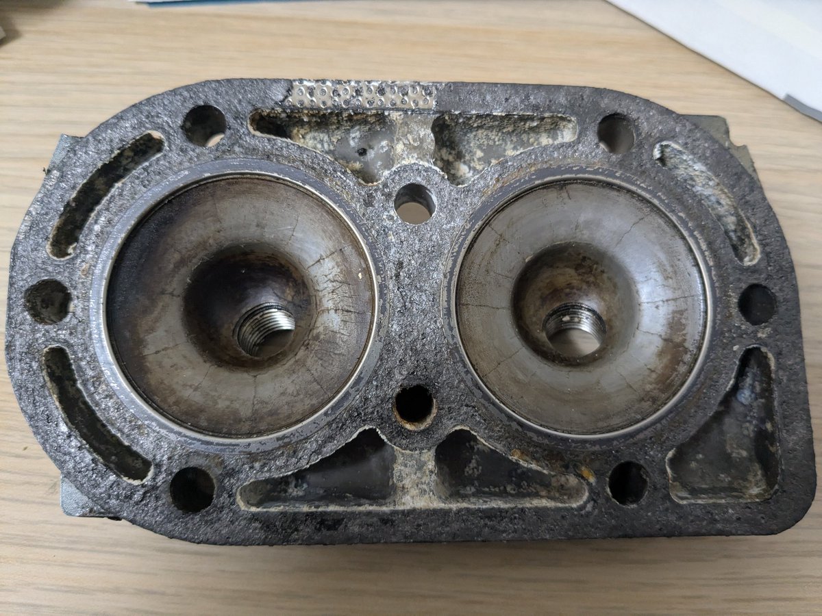 TMS_channel's tweet photo. 中華cncで絶版車のガスケットを作成。
3DモデルからGコードに起こして動作確認。
原点の設定が微妙やった。
やり直し😅 https://t.co/IHZxWaGW6f