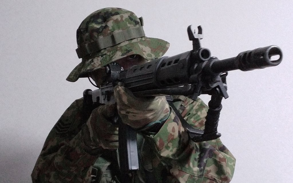 PrivateSaku's tweet photo. #俺がこの銃を買うきっかけのシーン
やっぱ邦画自衛隊対人戦闘の最高潮行ってるこのシーンかなぁ https://t.co/wue4Oriah1