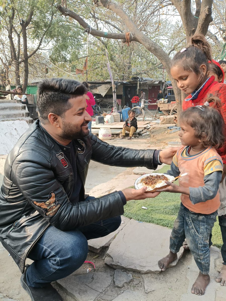 cflct_ngo's tweet photo. When birthdays are celebrated by spreading smiles, they turn into lifelong blessings. 🎂❤️
Kishor Sir celebrated his special day with underprivileged kids through #careforlifecharitabletrust.
Grateful for his constant belief and support.
#CFLCT #BirthdayWithPurpose https://t.co/Nw5fjSAtxE
