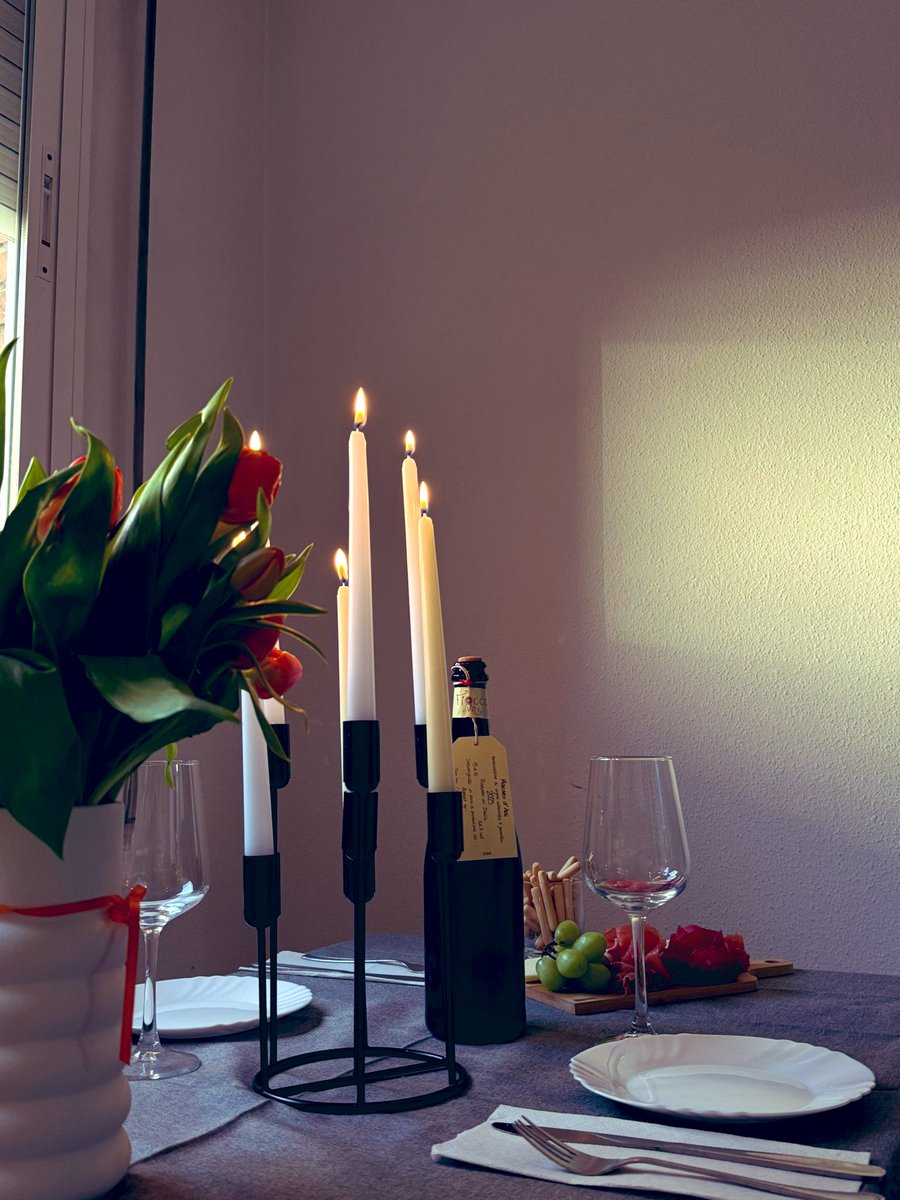 narolins3's tweet photo. cenita romántica https://t.co/y9x4eWipjL
