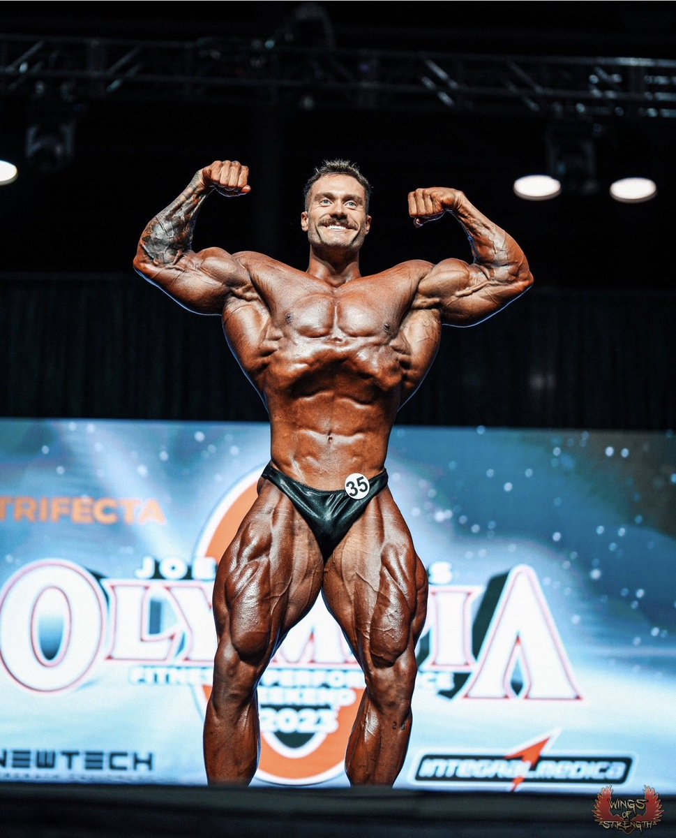 muscle_fitness's tweet photo. 6x Classic Physique Olympia Champion
Chris Bumstead  "✨ His journey is a testament to hard work and passion." 🏆

#mrolympia #classicphysique #waybackwednesday https://t.co/tazlc6AcOZ
