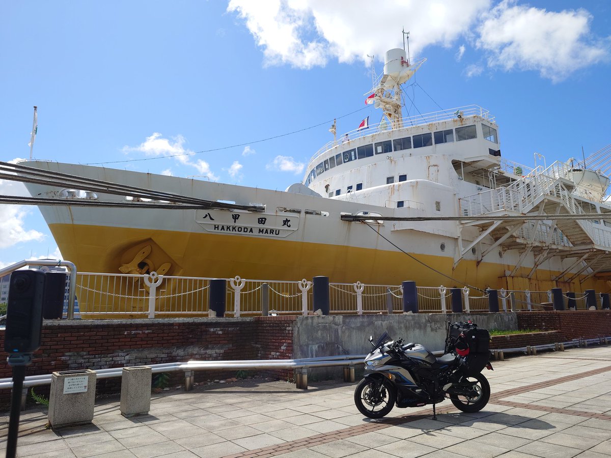 毎月4日は4気筒の日 #zx25r #青函連絡船 #八甲田丸 #Kawasaki 北海道の