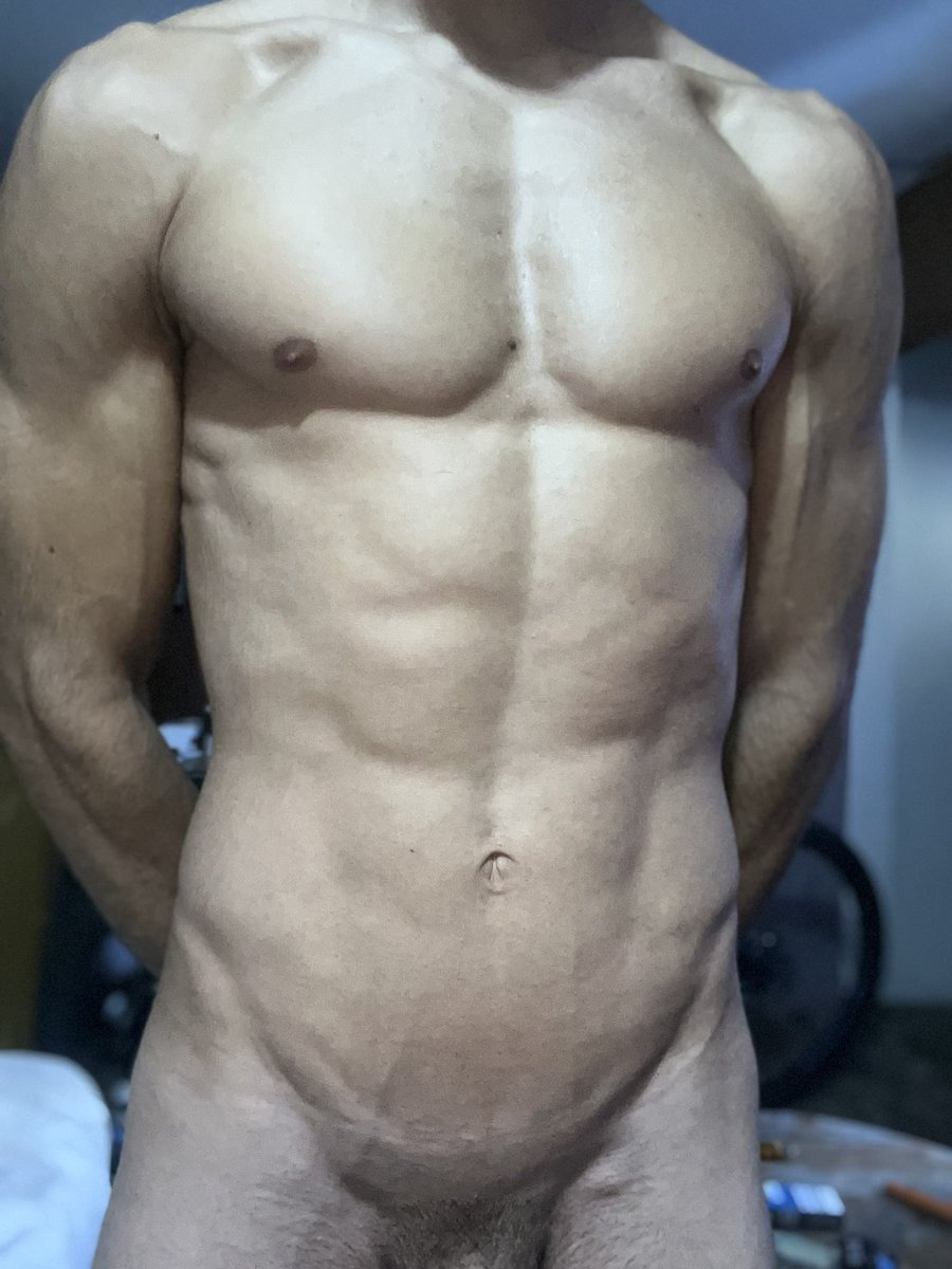 Esequien? tweet media