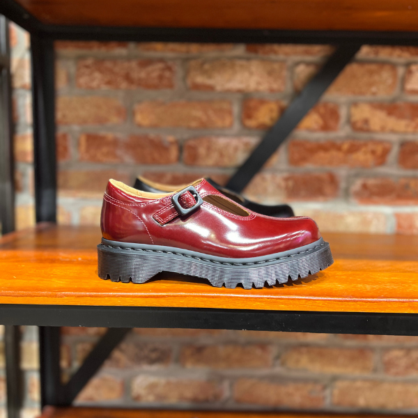 Midsummer Place tweet media