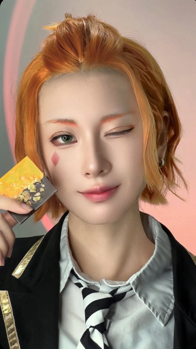 cos / twst ♦️

たまにはこっちでもちゃんと写真をあげてお祝いします…！！
お誕生日おめでとう🎂🧡