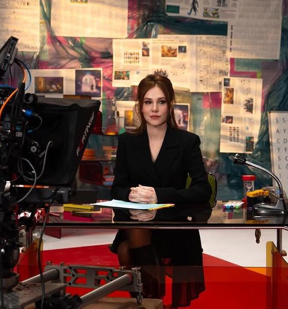 mionomesusy's tweet photo. Dal programma #ElçinSanguile101 https://t.co/5WDwJyWIzB