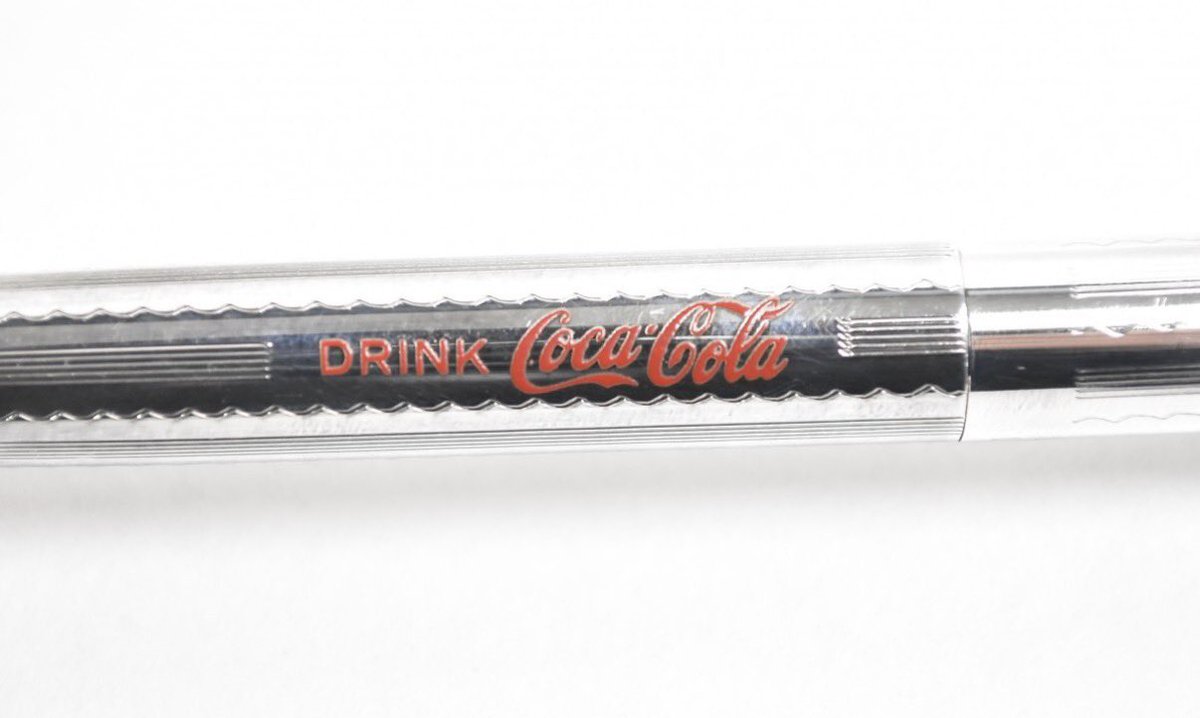 ニューマンがコカコーラのノベルティ作ってたの意外すぎる笑