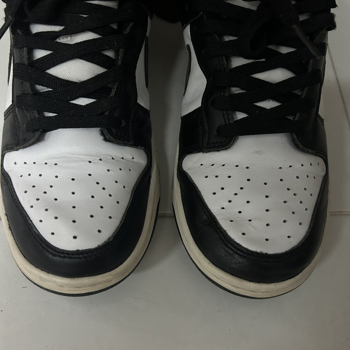 Jk242596's tweet photo. ส่งต่อไนกี้แพนด้า แท้💯 Size 39 
มีรอยตามการใช้งานเล็กน้อย 
570.- ส่งฟรีค่ะ ผ่อนได้7วัน🫶🏻💖

 #รองเท้ามือสองของแท้ #รองเท้ามือสอง #รองเท้าของแท้ #รองเท้าผ้าใบ #ส่งต่อรองเท้า #ส่งต่อ https://t.co/wmCIJiisLv
