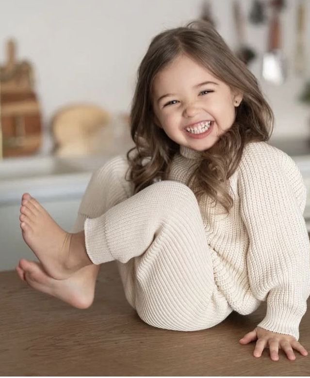 ☙

—— 𝐃𝐢𝐚 𝐥𝐢𝐛𝐫𝐞 𝐜𝐨𝐧 𝐦𝐢 𝐩𝐞𝐪𝐮𝐞𝐧̃𝐚 𝐭𝐞𝐫𝐫𝐞𝐦𝐨𝐭𝐨.