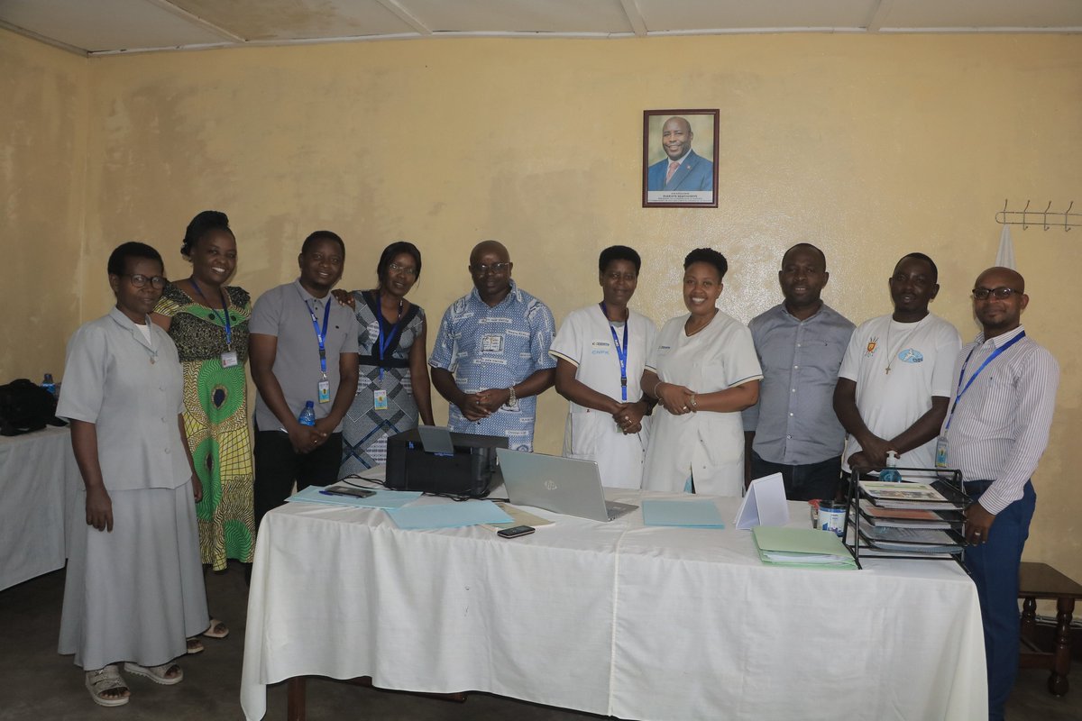 La Direction des Soins du <a href="/CNP_Kamenge/">Centre Neuropsychiatrique de Kamenge</a> a une nvlle responsable depuis ce 3 fév. La psychiatre Dr Godelieve N. succède à Dr Marie-Neige K. Ns leur souhaitons plein succès,à l’une dans l’exercice de ses nvlles fonctions,et à l’autre dans la poursuite de son parcours professionnel.