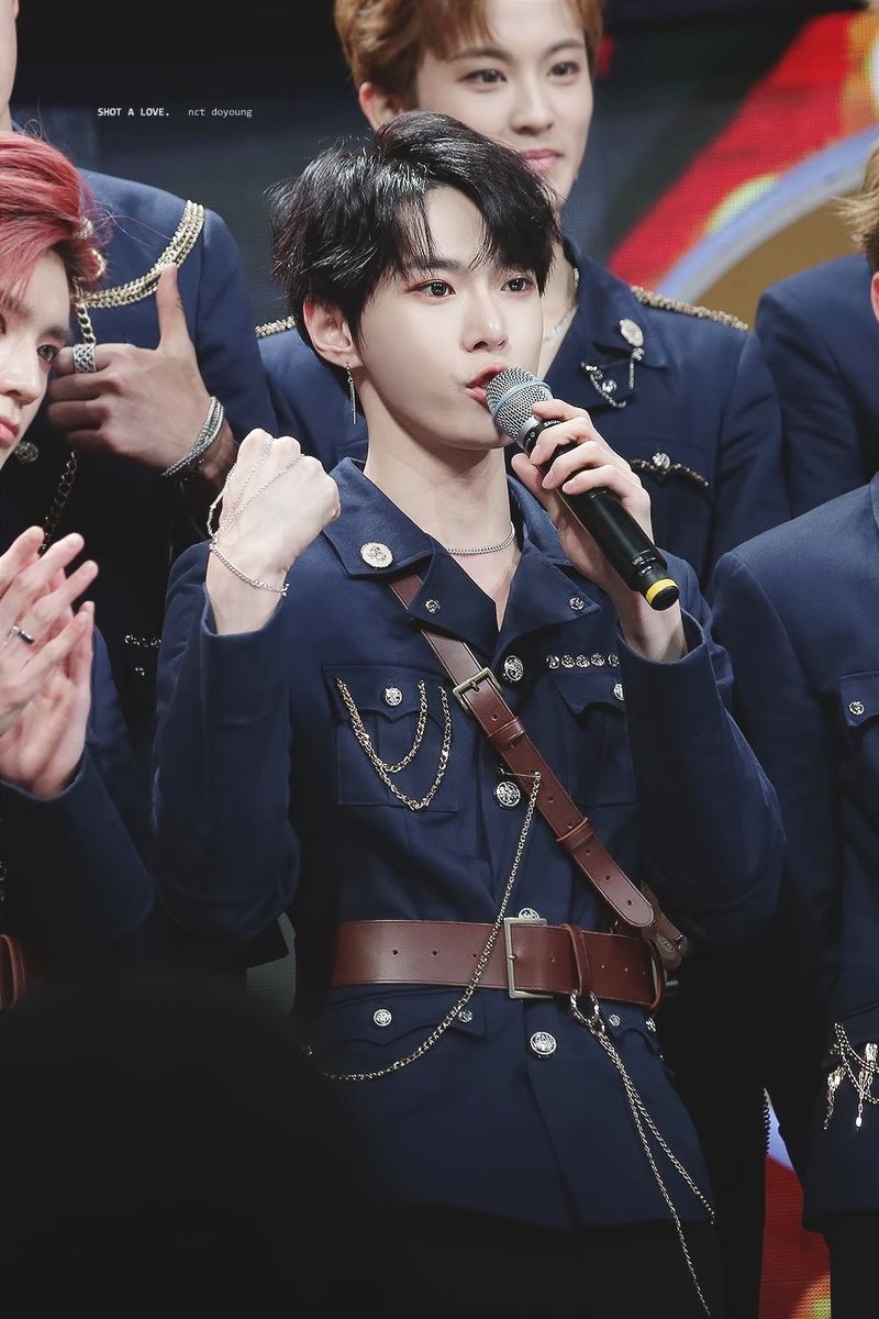 궁빵໒꒱ tweet media