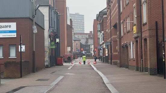 Worldsource24's tweet photo. BREAKING: Leicestershire Police have clarified that the incident near De Montfort University was not a mass stabbing and have asked the public to refrain from speculation. Officers emphasised that circulating online rumours is unhelpful, and stated that further details will be provided as the investigation progresses.
