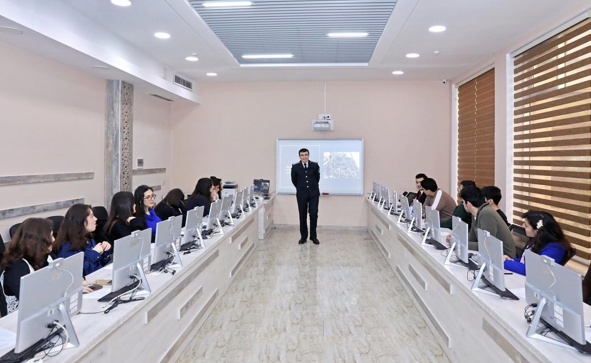 RTCM_Azerbaijan's tweet photo. 🎓 The first training sessions were held at the Regional Training Center on Migration within the framework of the “Migration School – 8” project.
#SMS #StateMigrationService #MigrationSchool #migrants #RTCM #Training #Development #HumanRights #Solidarity https://t.co/zbFk8v3ofz
